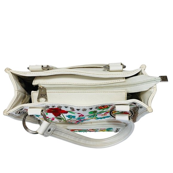 MONTANA WEST
White Floral Embroidered Shoulder Bag
ccw compatible - Picture 7 of 16